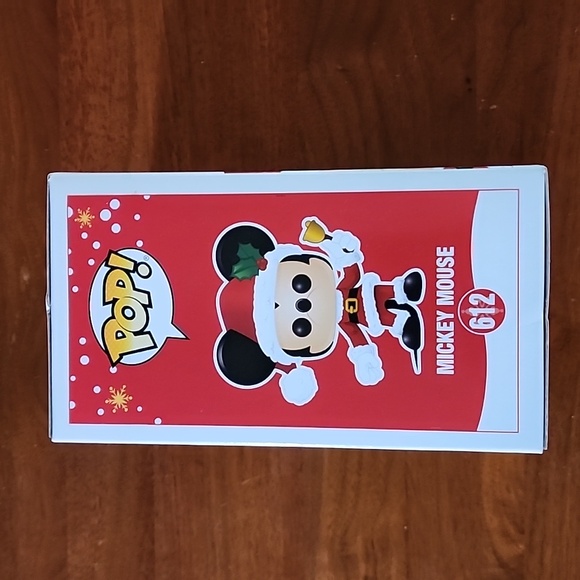 New in box Disney Santa Mickey Mouse Funko Pop #612 vinyl figurine ringing bell - Picture 4 of 6